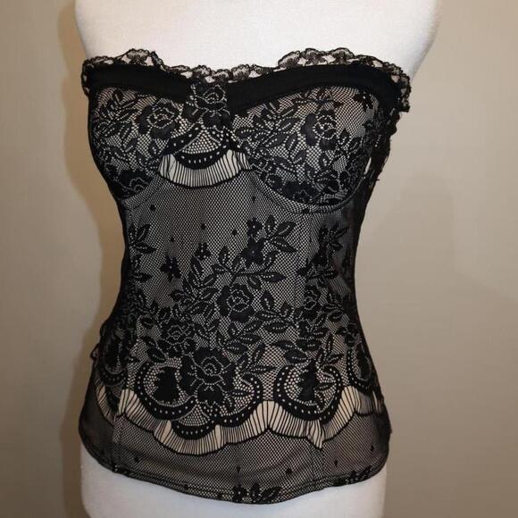 corsets - Picture 2 of 4